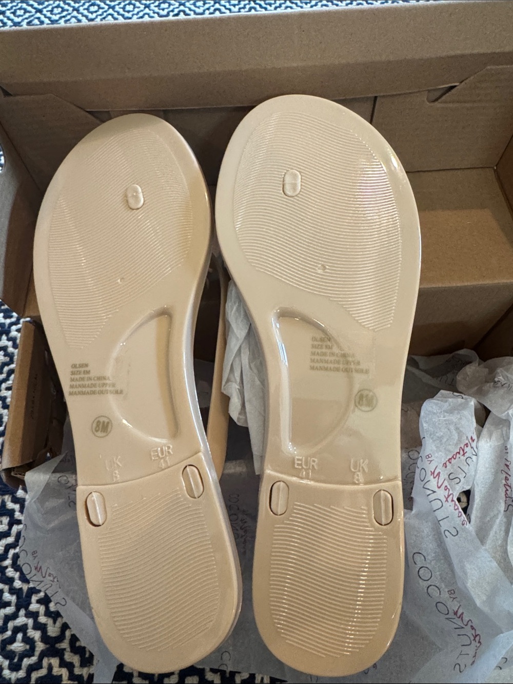 BRAND NEW IN BOX!! Coconuts by Matisse Beige Jelly Flip Sandals - Picture 3 of 6